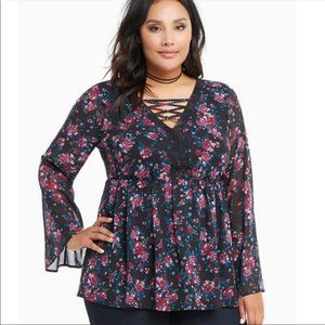TORRID ✨ Long Sleeve Black Floral Peplum Blouse